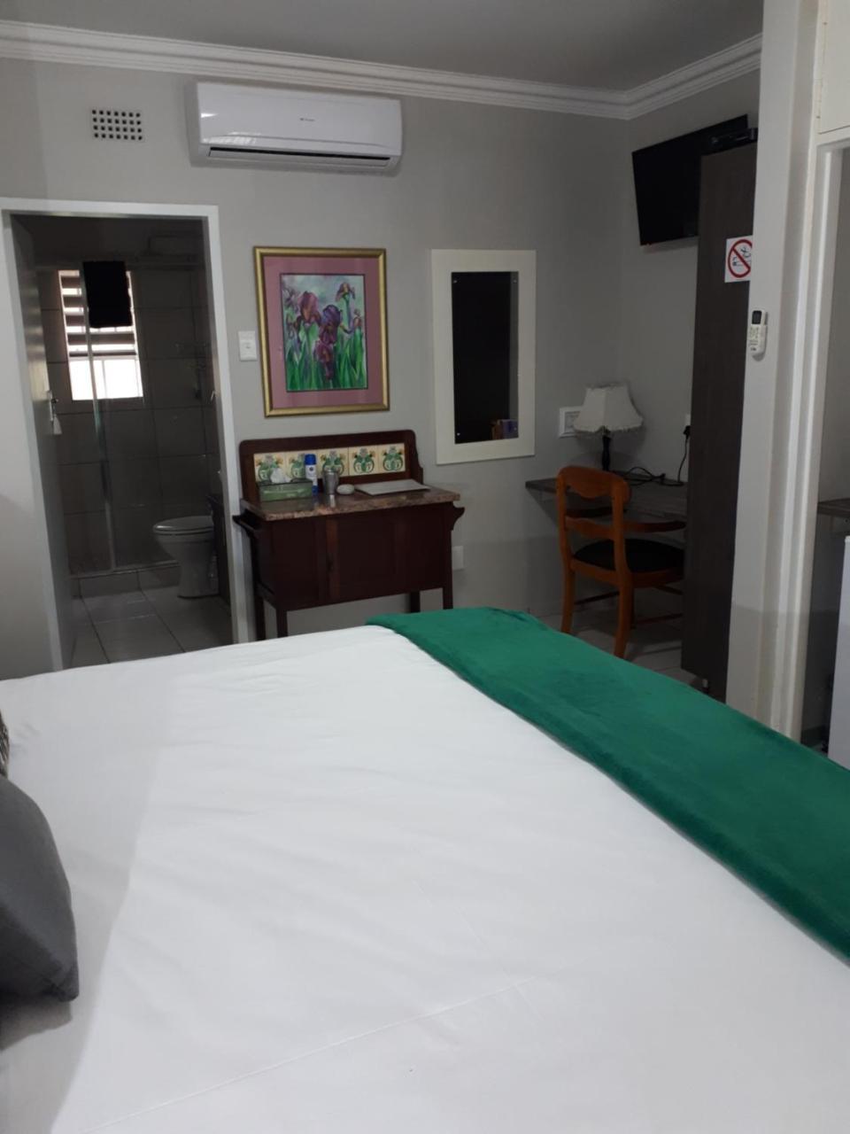 Js Inn Mbombela Esterno foto